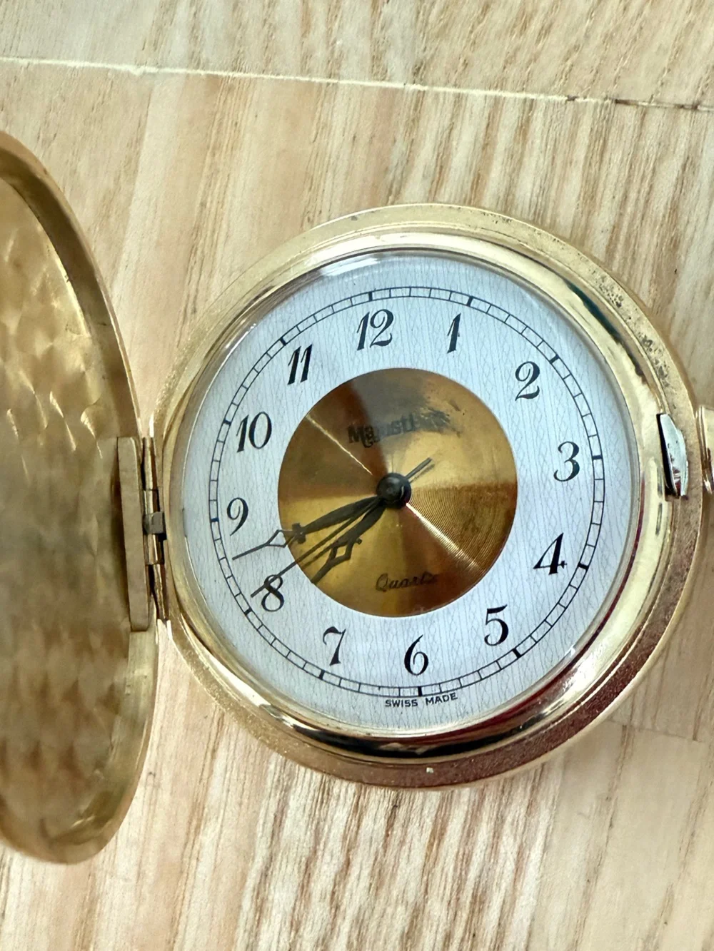 Majesti gold tone black pocket watch NEW BATTERY